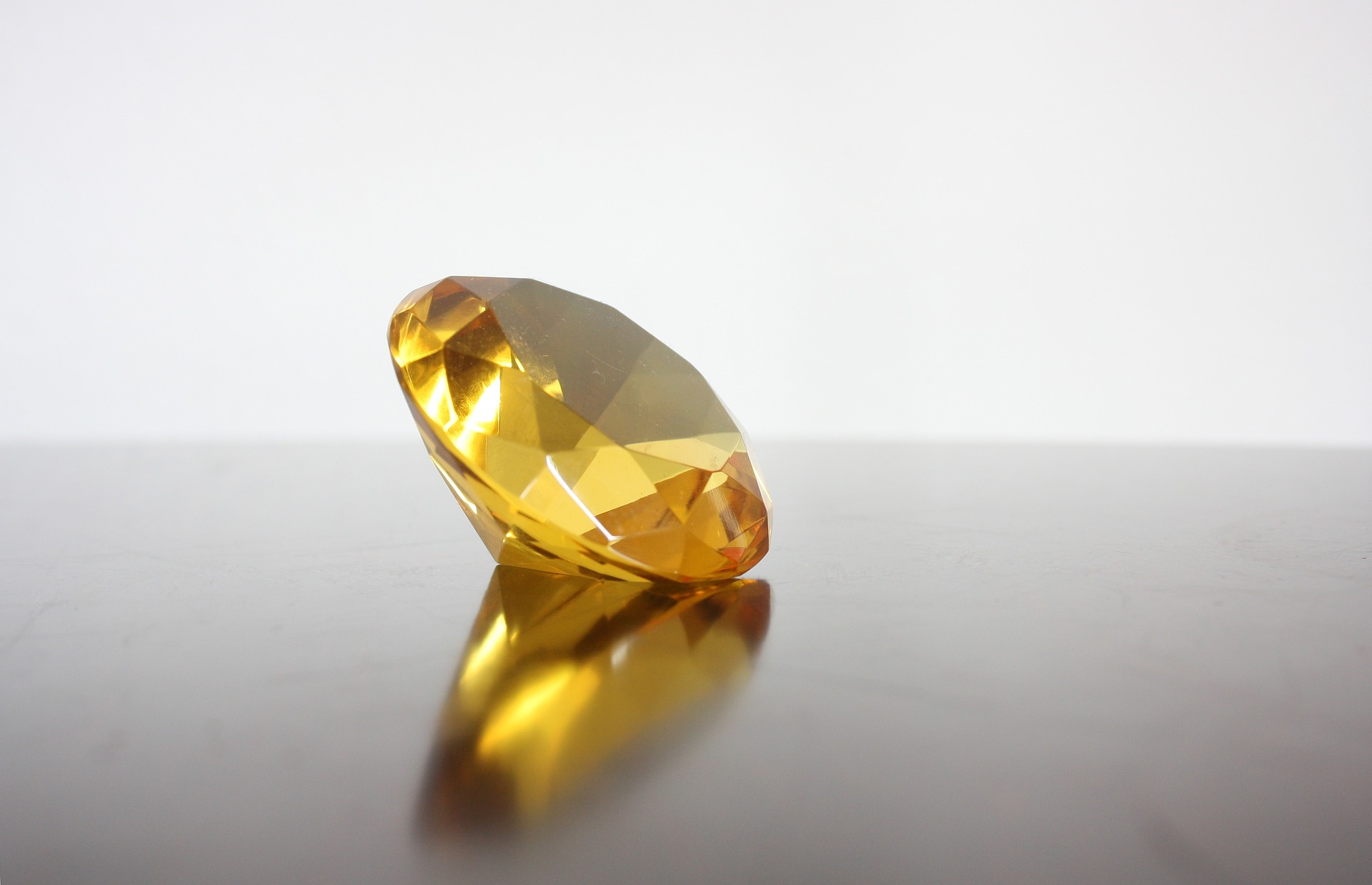 An amber-colored memory diamond